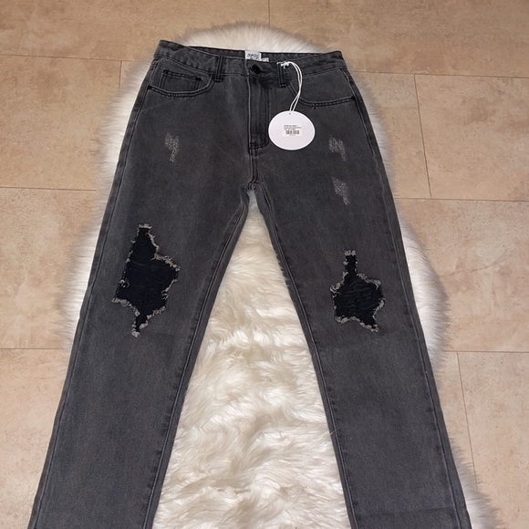 Princess Polly Zaneta Distressed Jeans - Picture 6 of 12